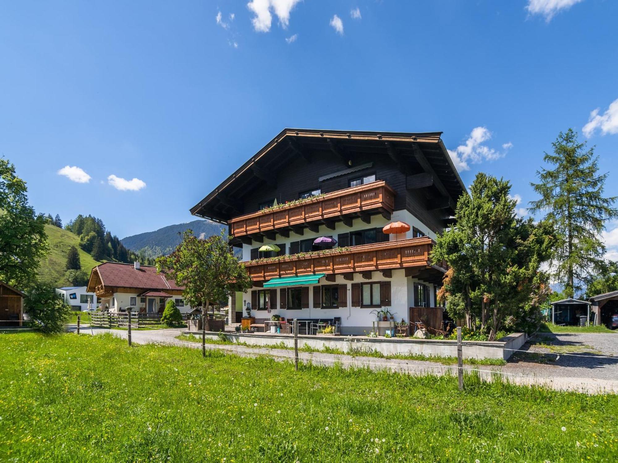 Contemporary Apartment In Maishofen Near Ski Area エクステリア 写真